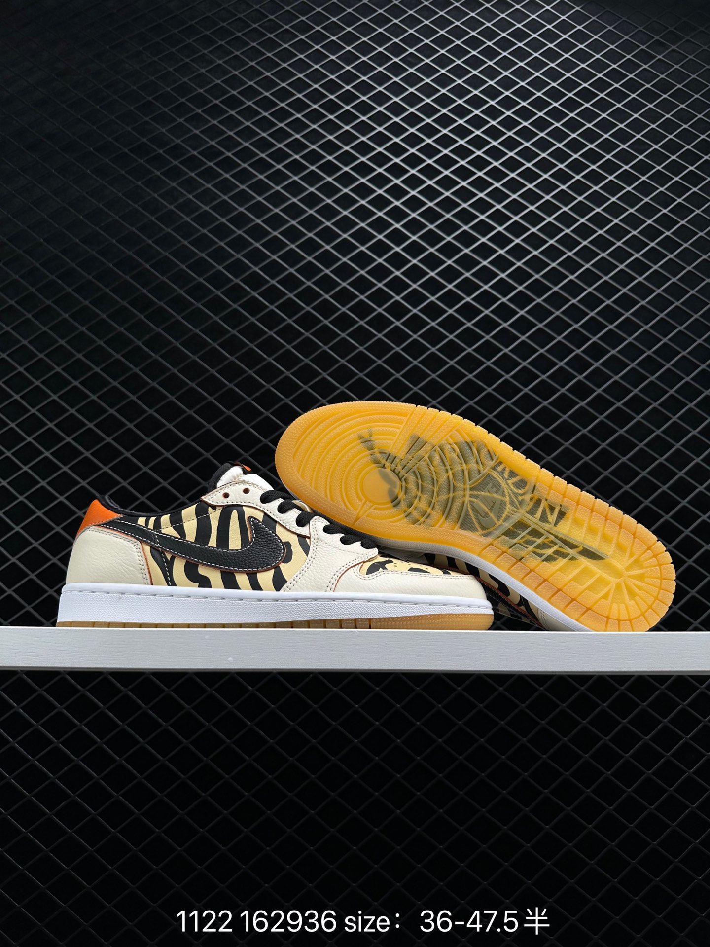 Travis Scott X Air Jordan 1 Low 